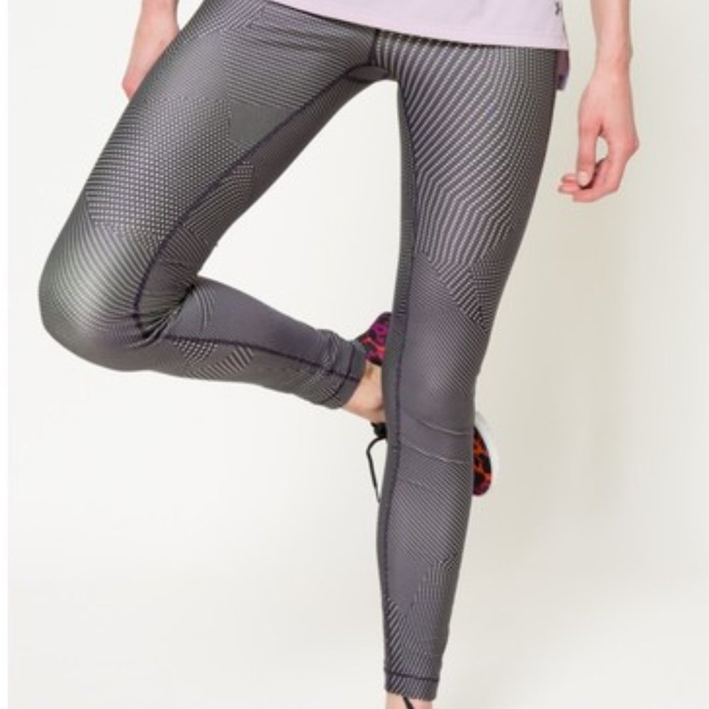 2/$60 Under Armour Leggingsy HeatGear® Printed Legging Large Fitness
